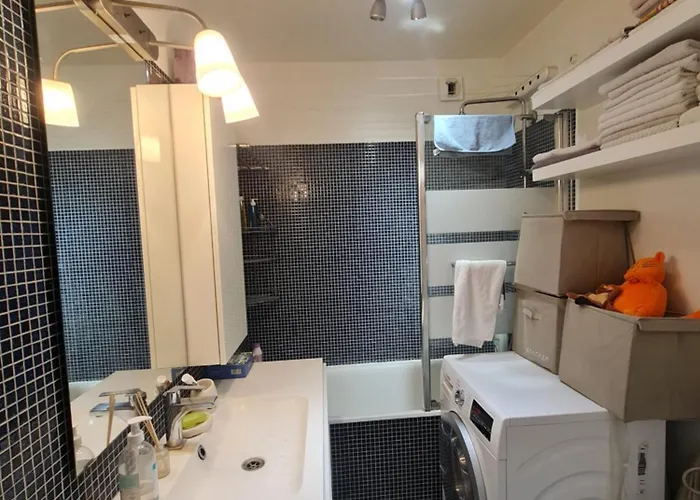 Apartment Luminous Studio_ Eiffel Tower View